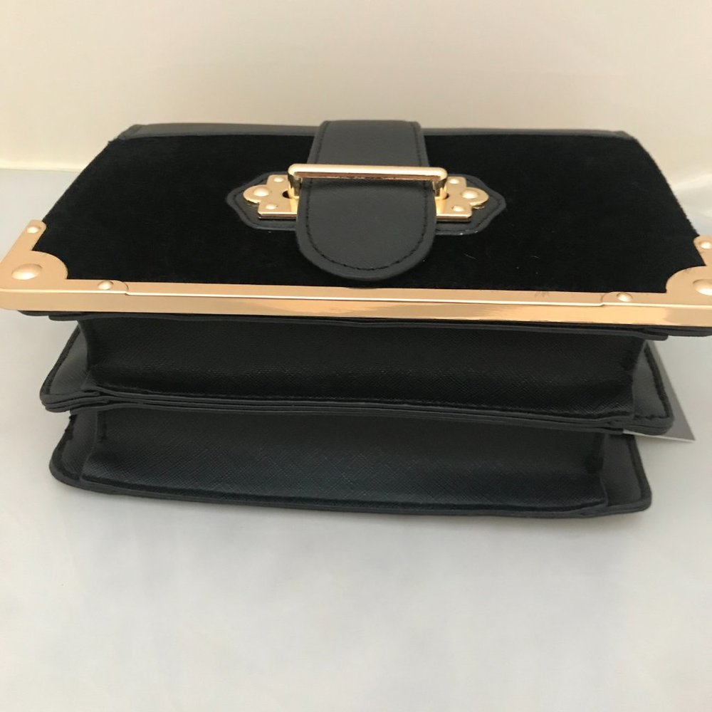 Crossbody with faux cowhide - Picture 6 of 6